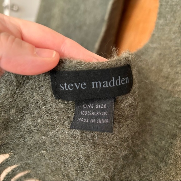 2 for $20 Steve Madden Olive Green Fringe Wrap Scarf - Picture 2 of 4